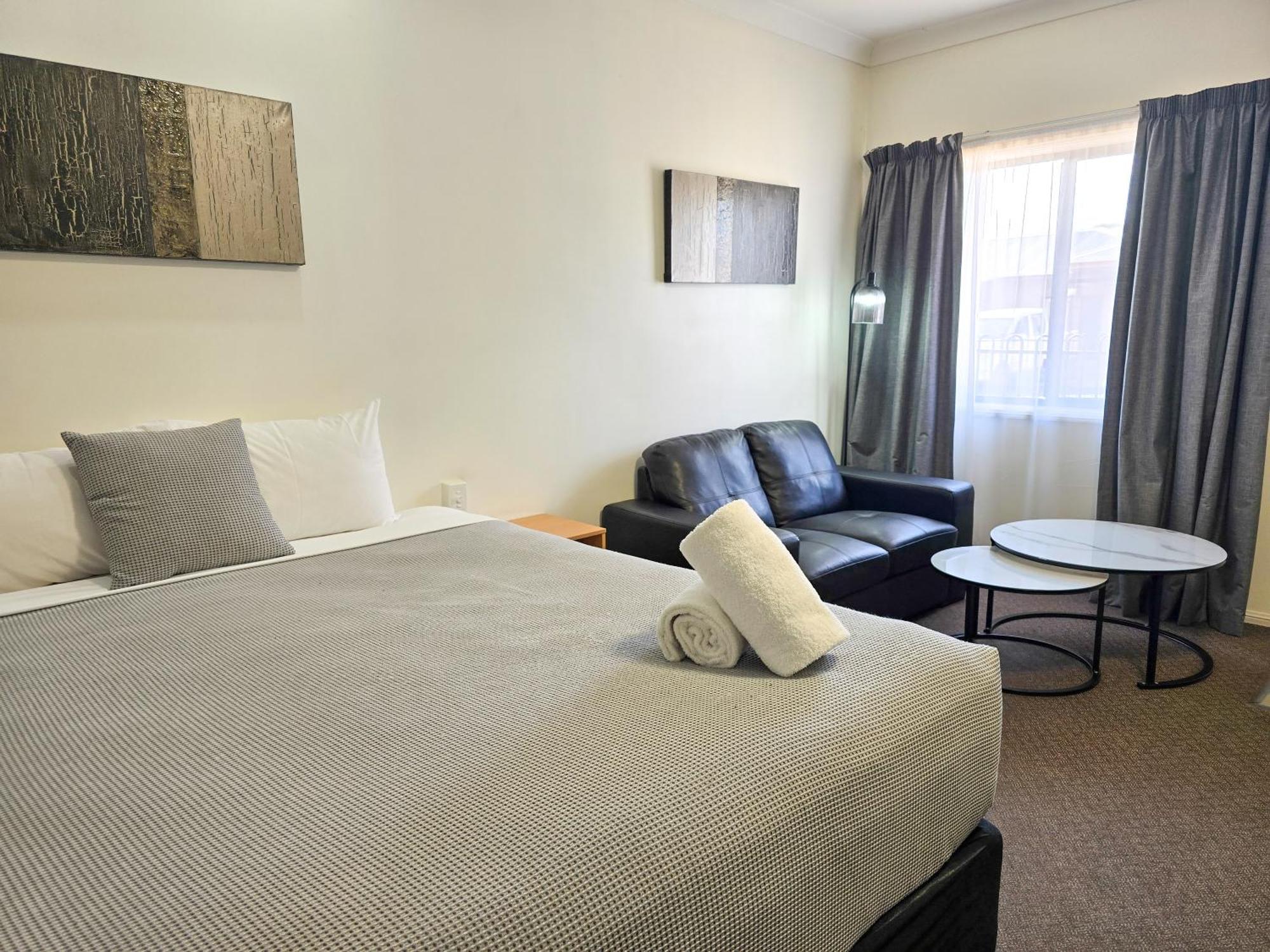 Ascot Lodge Motor Inn Kingaroy Exterior foto